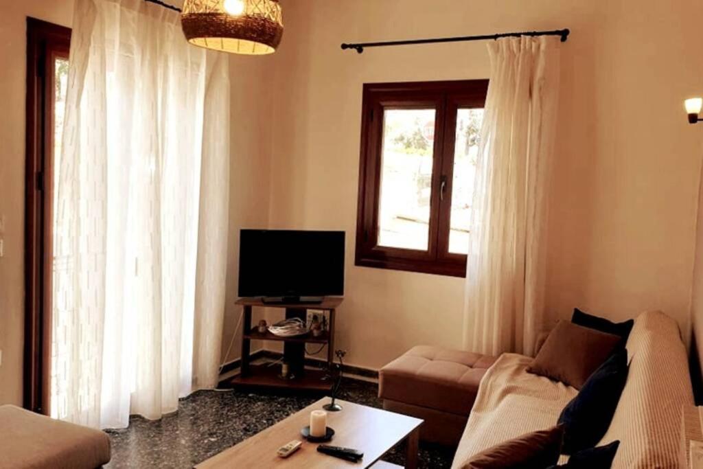 Xristina'S Experience Apartment Pylos Luaran gambar